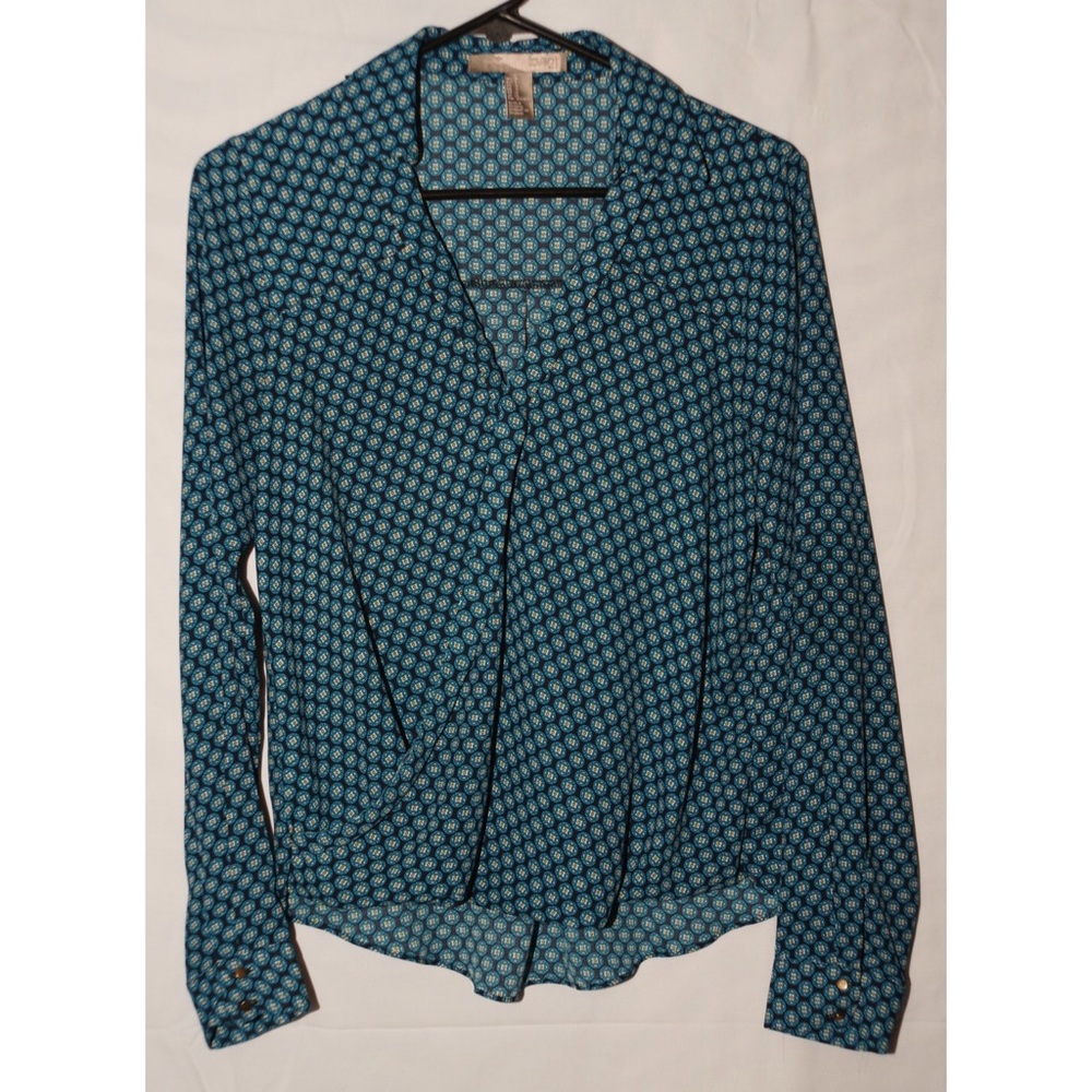 Navy blue geometric crossover long sleeved blouse